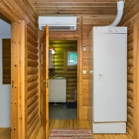 Feriehus Lassinmaja By Interhome Hara